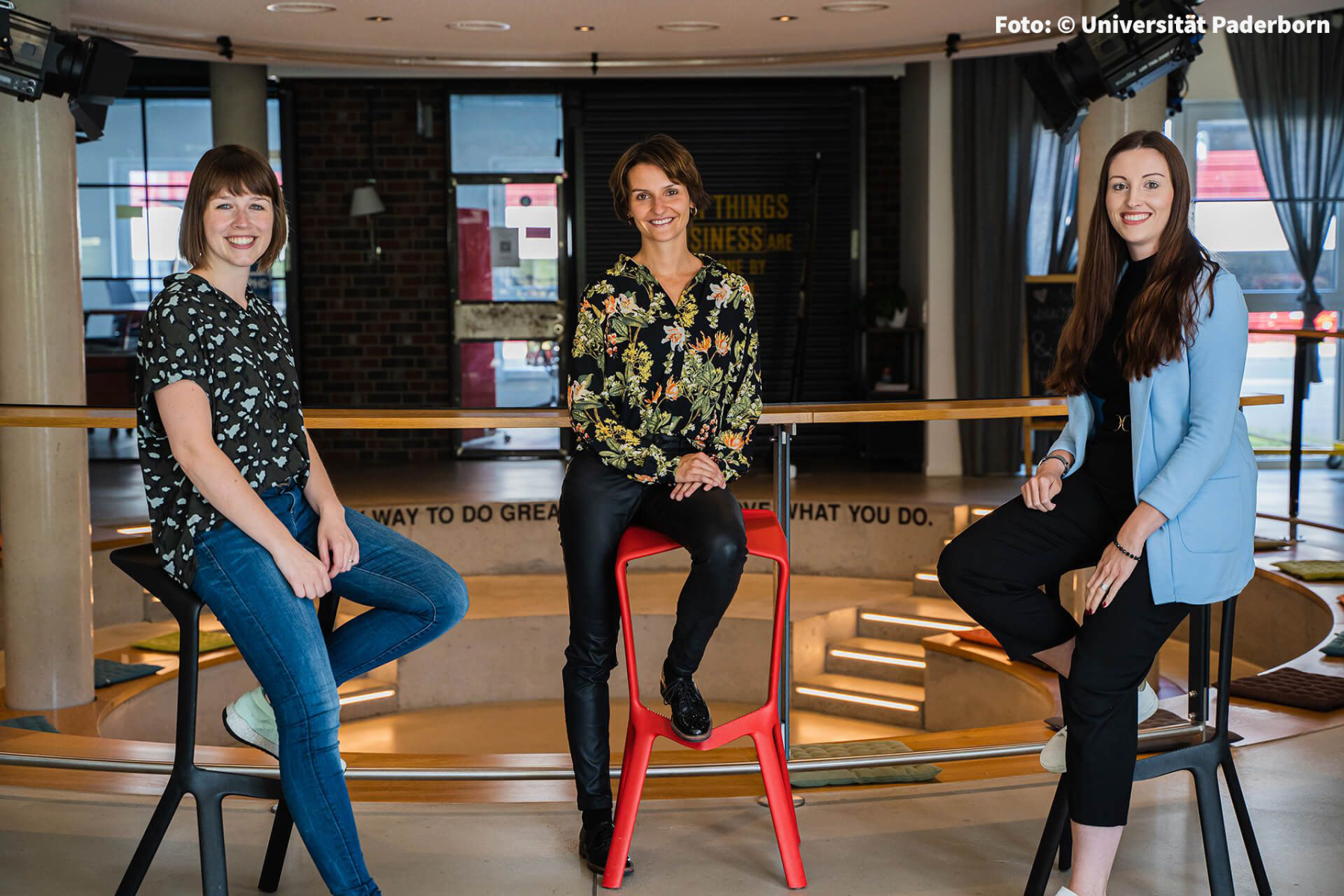 (v.l.) Carla Duitmann (garage33), Saskia te Marveld (Vaira UG) und Catharina Vonnahme (garage33) beim 4. Gründerinnenstammtisch.
